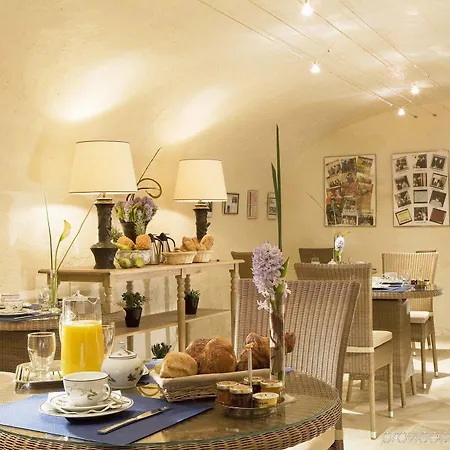 Le Relais Madeleine Hotel 4*