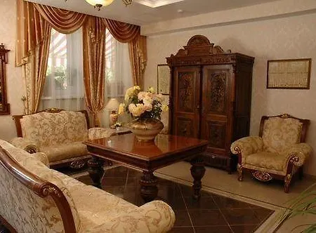 Otel Le Relais Madeleine Paris