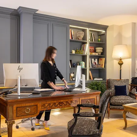 Hotel Le Relais Madeleine Paris