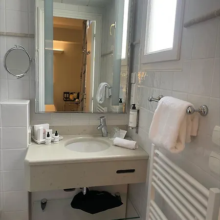 Hotel Le Relais Madeleine 4*