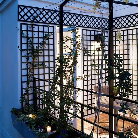 Le Relais Madeleine Otel 4*