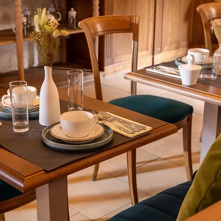 Hotel Le Relais Madeleine Paris