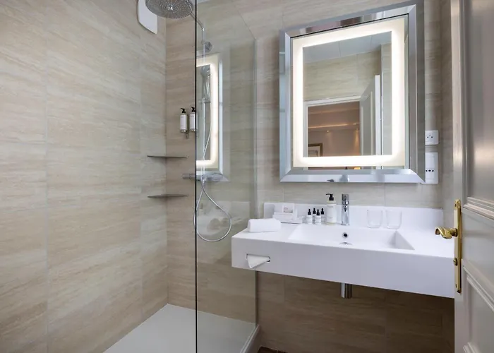 Hotel Le Relais Madeleine Paris