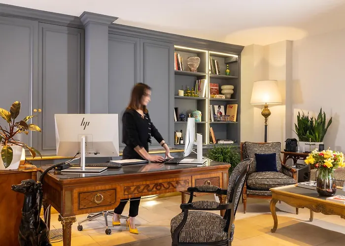 Hotel Le Relais Madeleine Paris